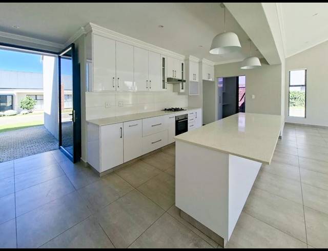 3 BEDROOM PROPERTY TO RENT IN KRAAIBOSCH PARK